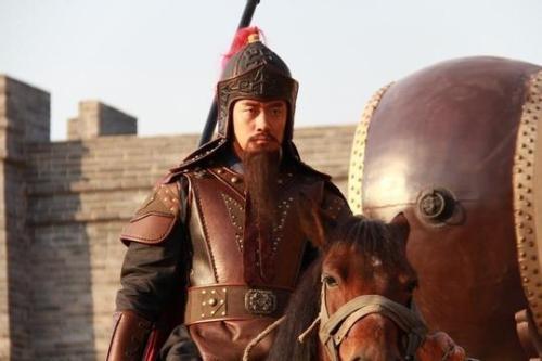 水浒武功排行榜_水浒传中两组巅峰对决,真是大快人心,可见林冲等四人武功排名