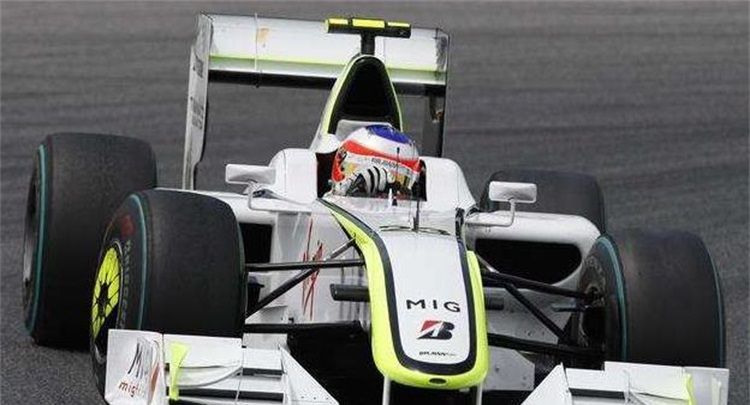 库伯赛车：欣赏这组图，科技十足并十分抢眼，很有气势