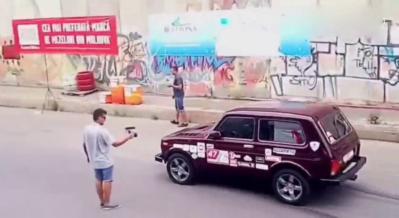 顶级跑车的脸全都丢进了！竟然被这些丑八怪给超越了