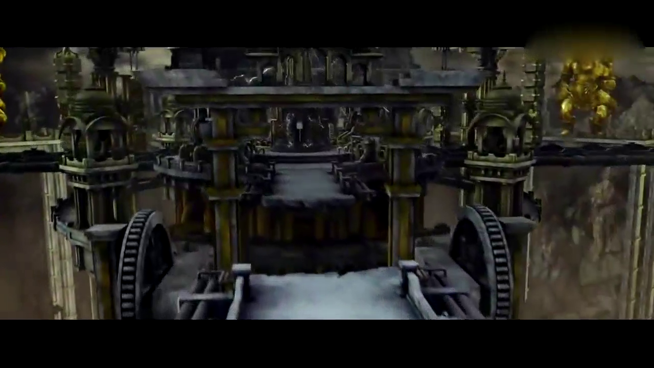 失控撞向灯杆，没想到被弹回殃及电动车