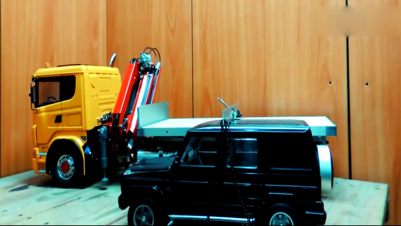 几万块的玩具卡车，启动之后才明白钱花的值不值！