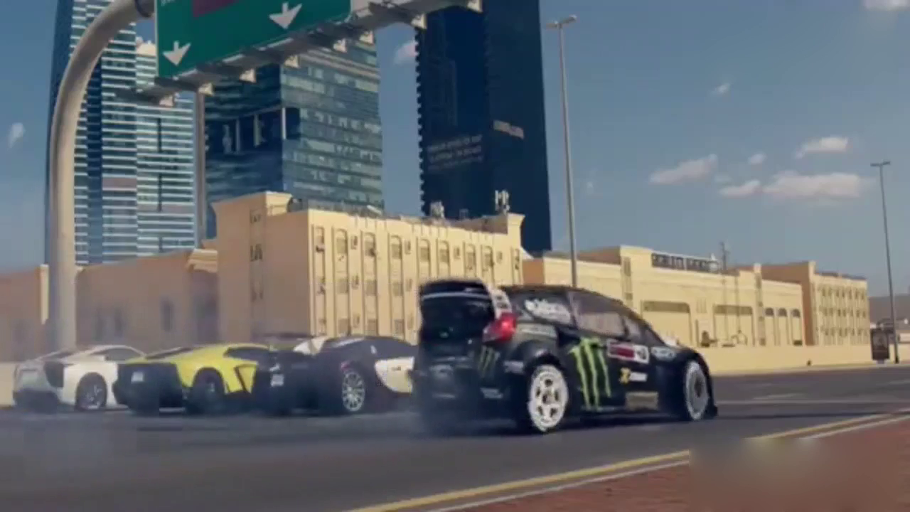 终极赛跑：各界跑车聚集 最终福特小钢炮赢了！