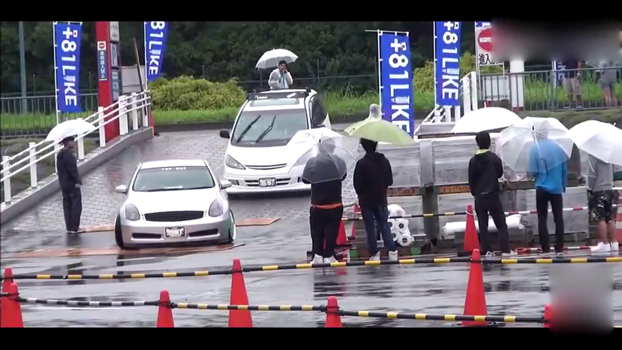 改装车聚会，把车改的这么低是为了什么