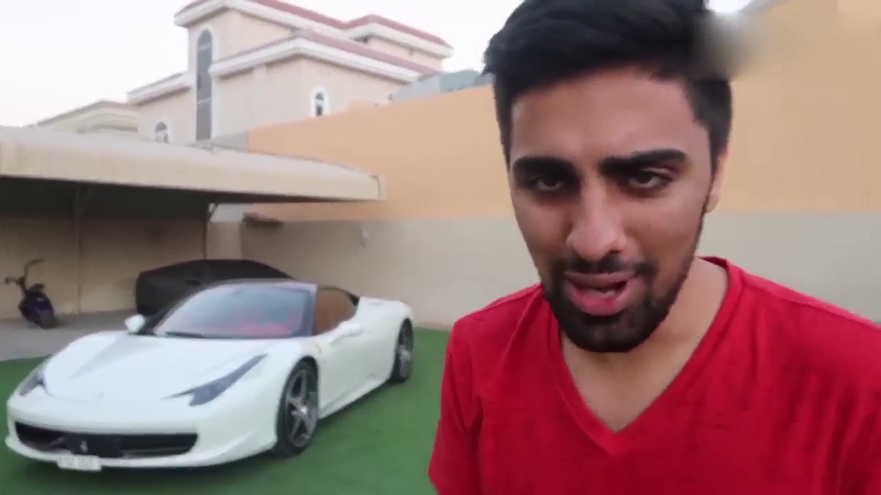 迪拜王子不是玩跑车就是玩现金，这也太无聊了吧，不过我喜欢！