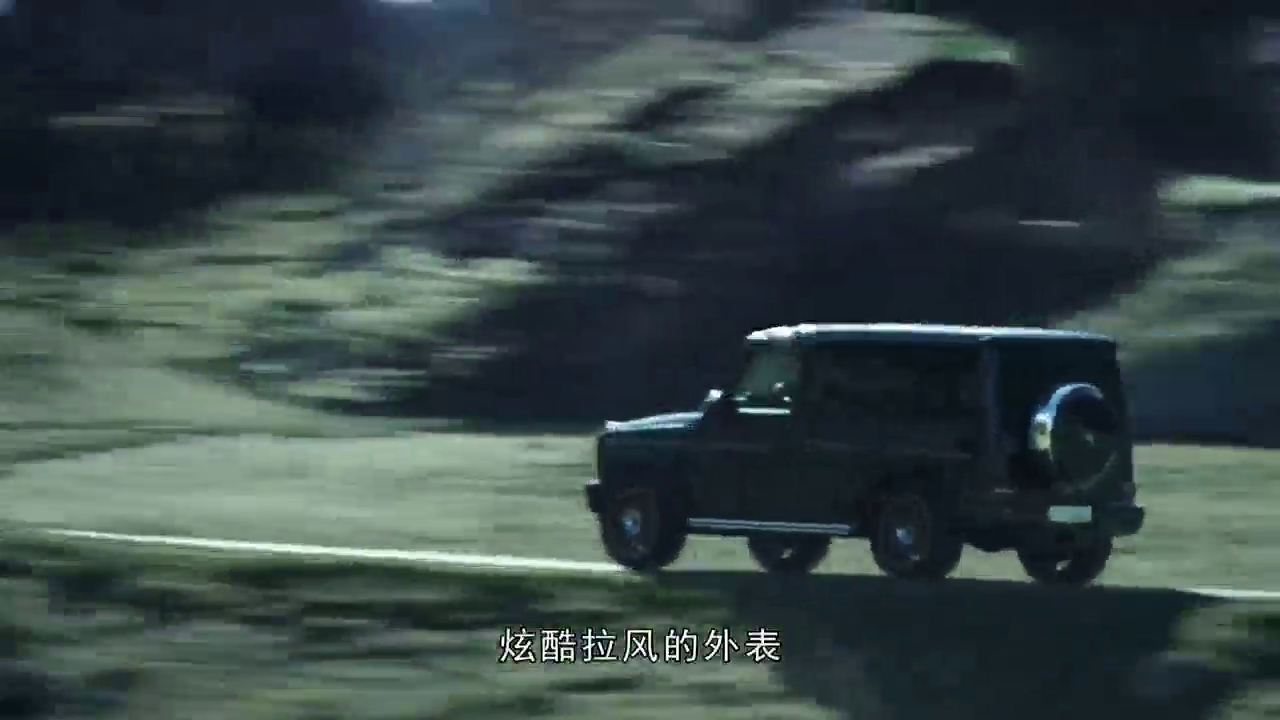 铃木这款最牛神车，酷似小版奔驰G，14万起售还是一台纯进口车