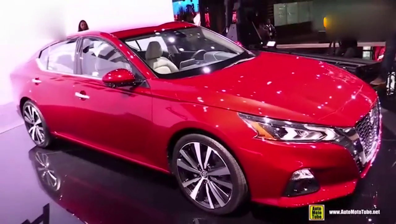 2019 日产天籁Altima纽约车展发布！还要凯美瑞雅阁吗？