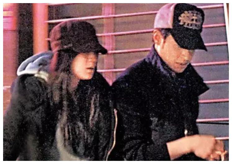 被周杰伦捧在手心的江语晨，被老公骗婚，如今过着低调生活
