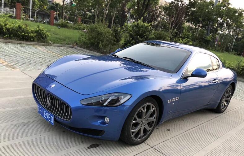 南通如皋农村实拍玛莎拉蒂GT跑车，前脸太霸气了！