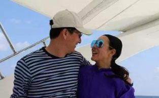 曾比那英更出名, 被曝包养黄晓明, 如今却因整容被骂!