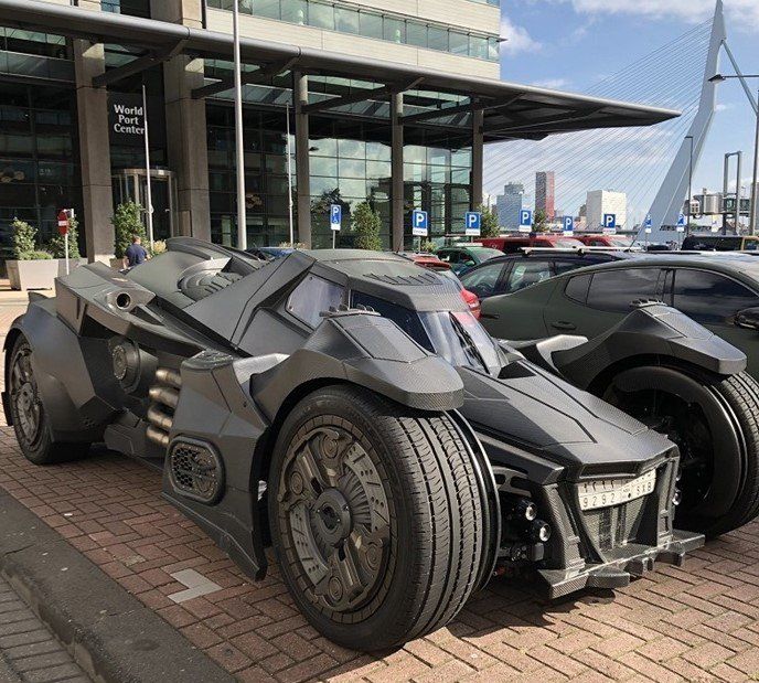 搭载兰博基尼发动机的改装超级战车