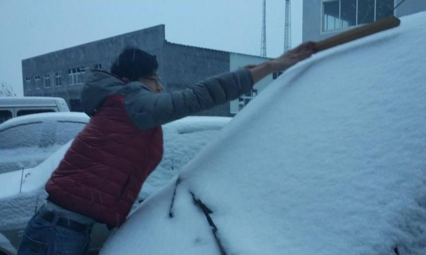 到了冬天油耗就变高？原因就出在了暖风上，这样开爱车不费油！