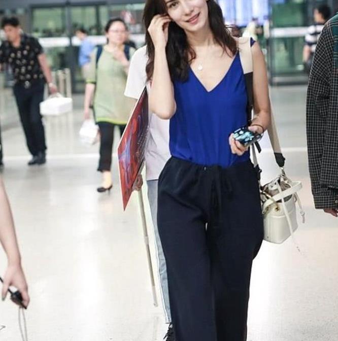 34岁卢靖姗结婚后美得不敢认！