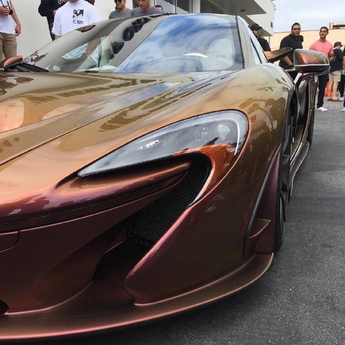 全碳纤迈凯伦P1,向佐也有同款车型!