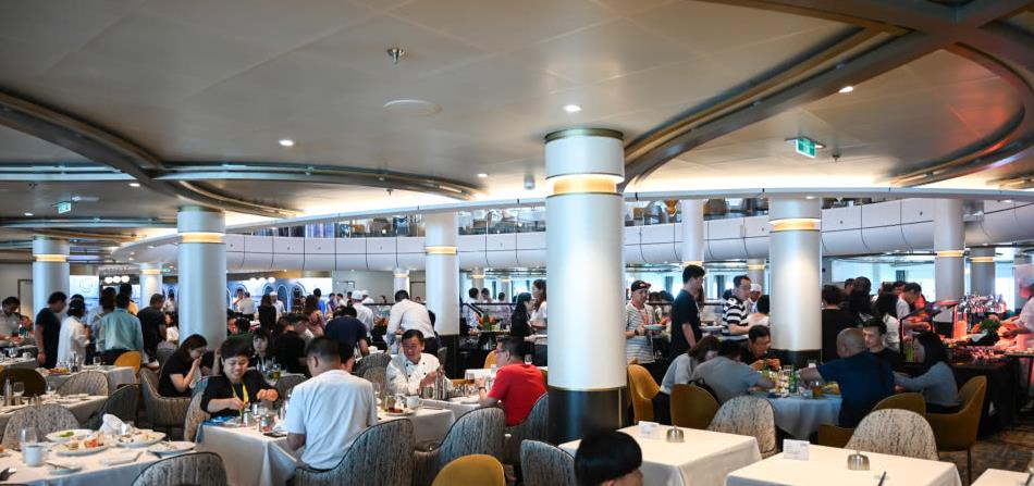 为什么中国大爷大妈都喜欢乘坐游轮旅行?或许跟这5点有关系