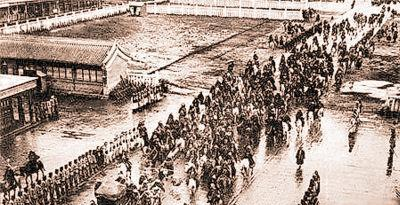 此皇帝13城门同时出殡，此后传说不断，但六百年来从没有被盗过