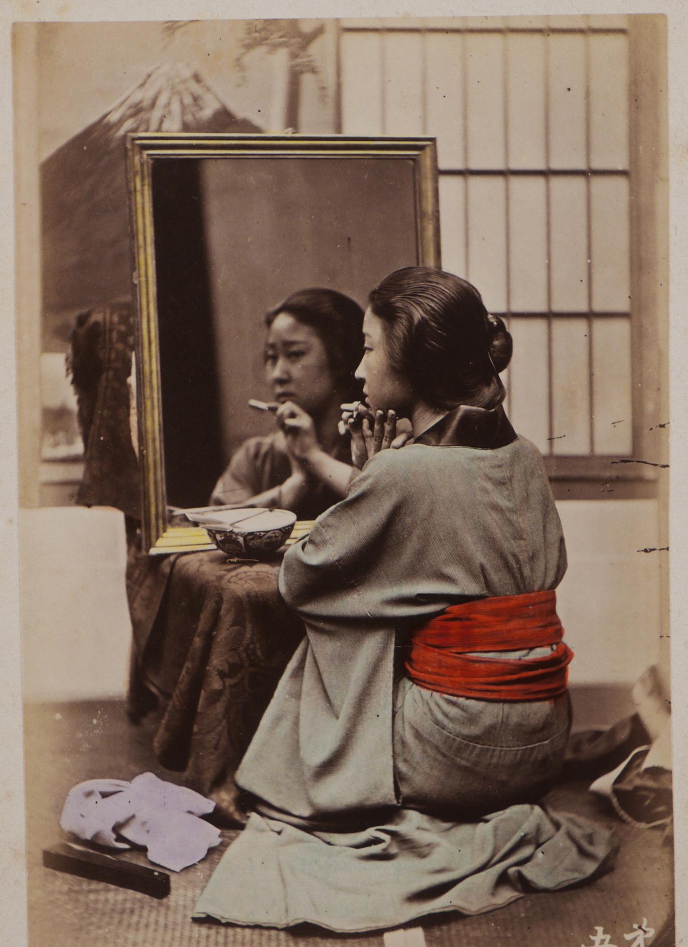 1900年的的老照片带你去看看百年前的日本艺伎