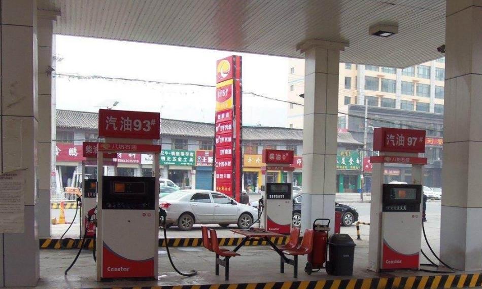 “中石油”和“中石化”的油差别多大？内行人：跑趟高速就懂了！