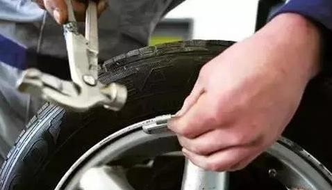 为您解析什么原因造成了汽车行驶过程中的抖动