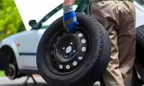 为了自己的安全着想？咱们要按时对汽车进行保养哦