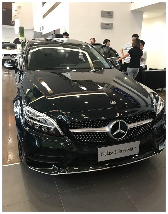 奔驰cls260轿跑祖母绿,奔驰2021款c260l祖母绿 广州奔驰c级180l祖母绿,300公里提车作业