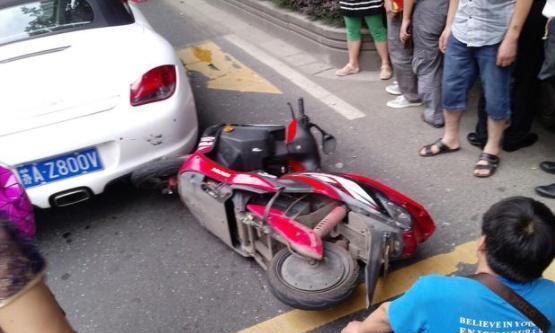 买车险时，“三者险”选择多少钱最合适？看定损员的解释就明白