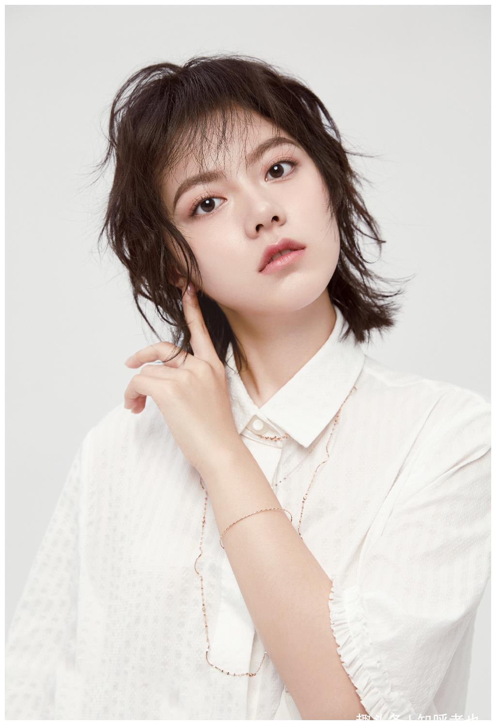 粽邪依依扮演者