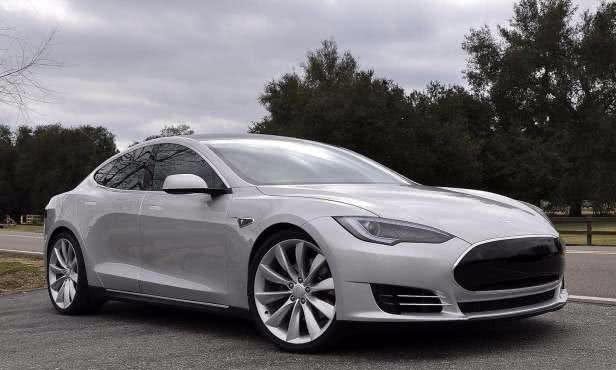 为什么比亚迪再过5年，还是追不上特斯拉？一看车模明白了