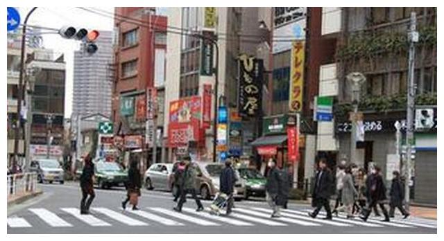 日本东京比我们车还多却不堵，这些方法让很多人服气