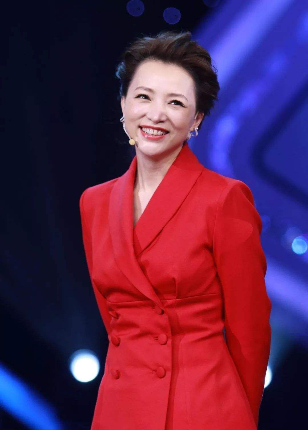 董卿年轻时旧照,漂亮已经不足以形容了