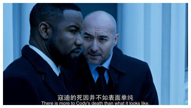 硬核风暴》:自大而逞能的英雄主义,不值得欣赏