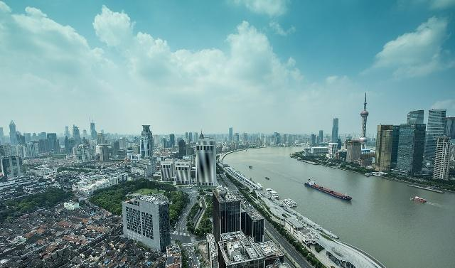 上海市面积最大的区比浦东新区还大，相当于60个黄浦区