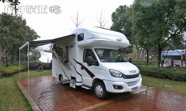“奇瑞”生产的房车长啥样？电动遮阳棚、超大储物仓，细节到位！