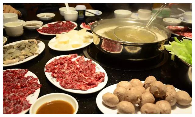 为什么潮汕牛肉火锅那么有名？