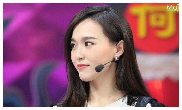 35岁邱泽近况：曾和唐嫣相爱，今沦落到无戏可拍，求复合唐嫣