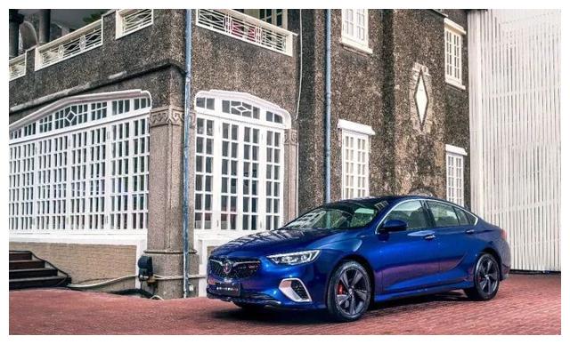 21万起,搭载2.0T+9AT,底盘强过雅阁,网友:价格它贵,不实在