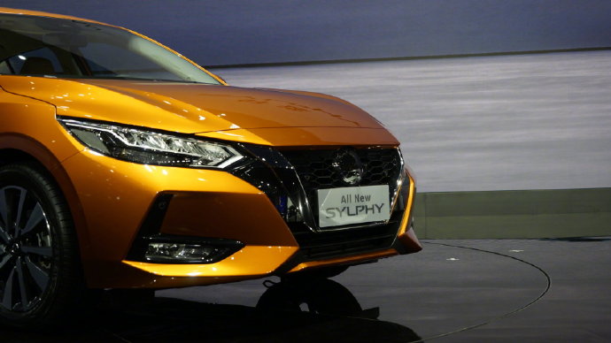 东风日产在上海车展正式发布全新轩逸车型