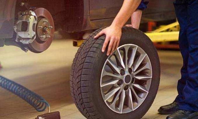 车胎用多久更换最合适？内行人说出真相：别听4S店那一套