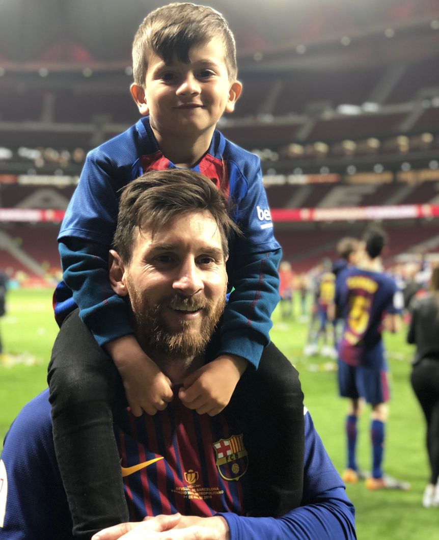 梅西大儿子蒂亚戈:安静帅气的小正太,被网友称