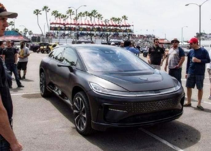 砸了200亿的乐视汽车！比保时捷还漂亮，不耗油续航700KM