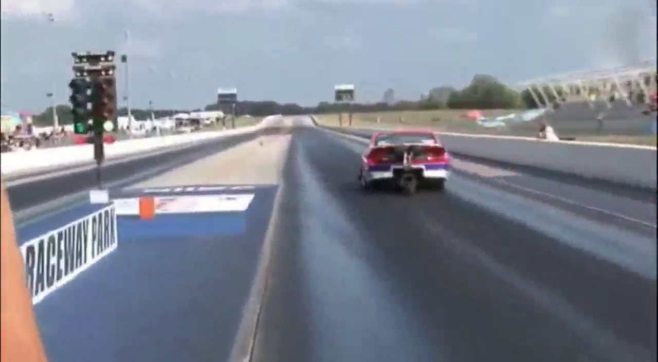 暴力改装之后，直线加速PK，就像跑车撞上了飞机的发动机