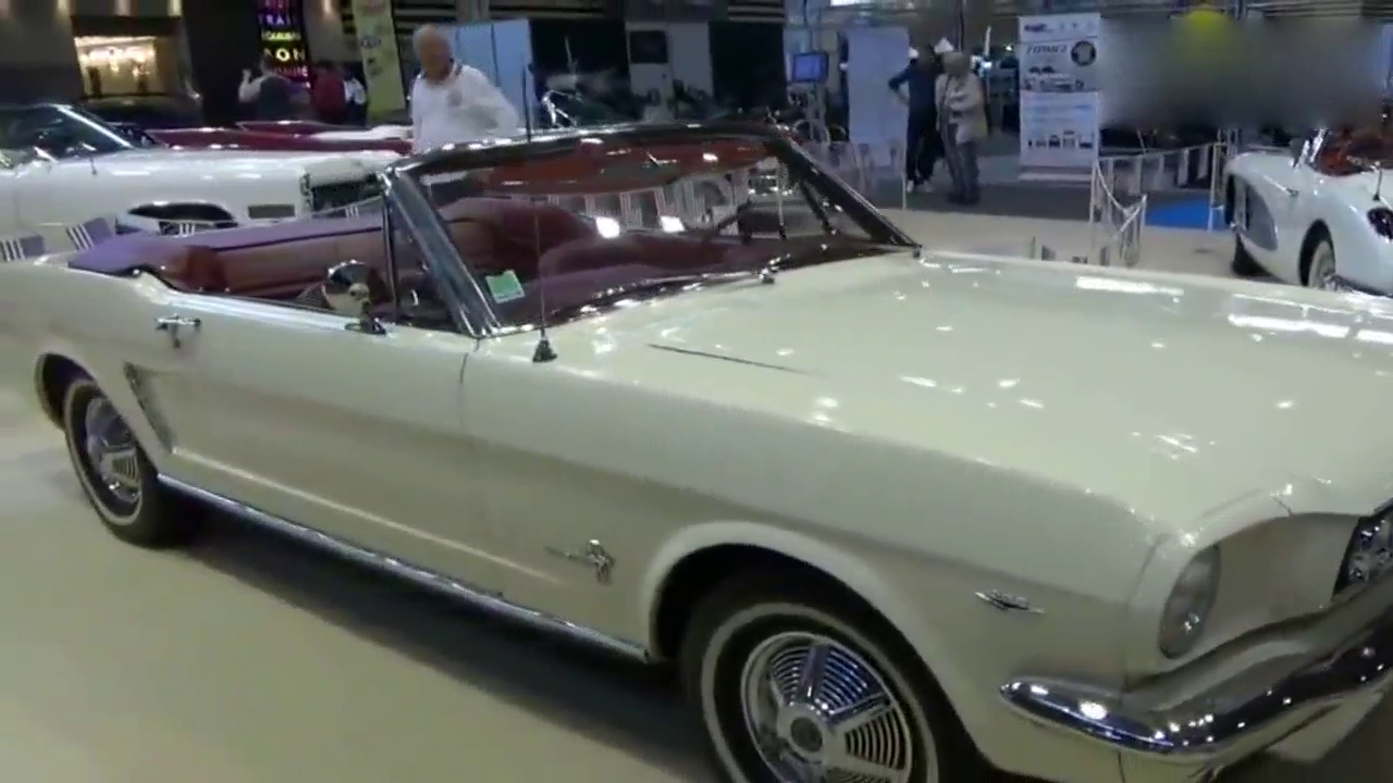 1965年的福特野马跑车展示 现在开出去依然拉风！