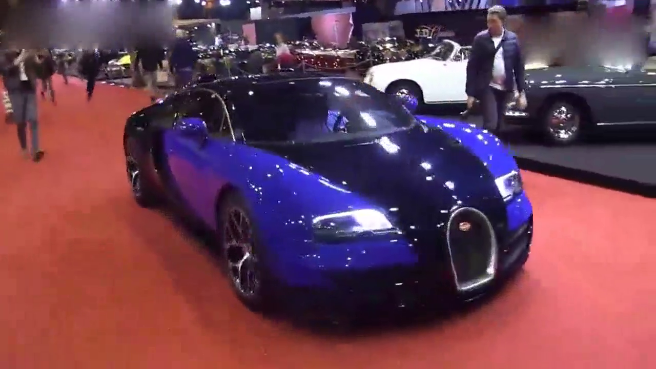 豪华的谢幕 多辆顶级性能车后台上板车