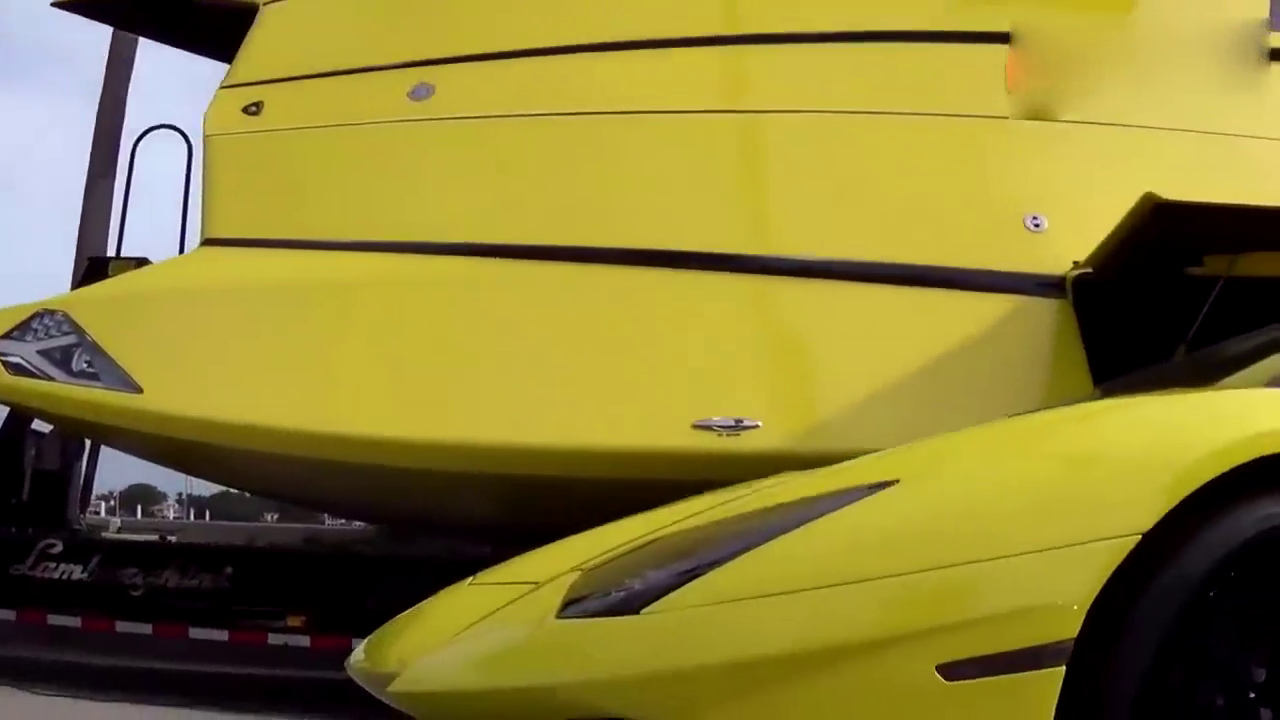 兰博基尼还有购买套餐？游艇加跑车好酷炫