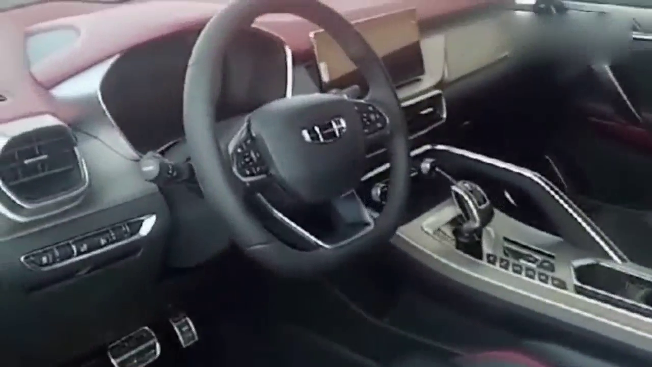 【吉利汽车2019款吉利缤越1.5T 260T DCT猎手