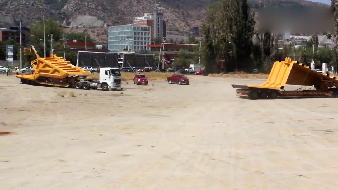 拼玩具一样就把车身203吨的矿用卡车组装成了！