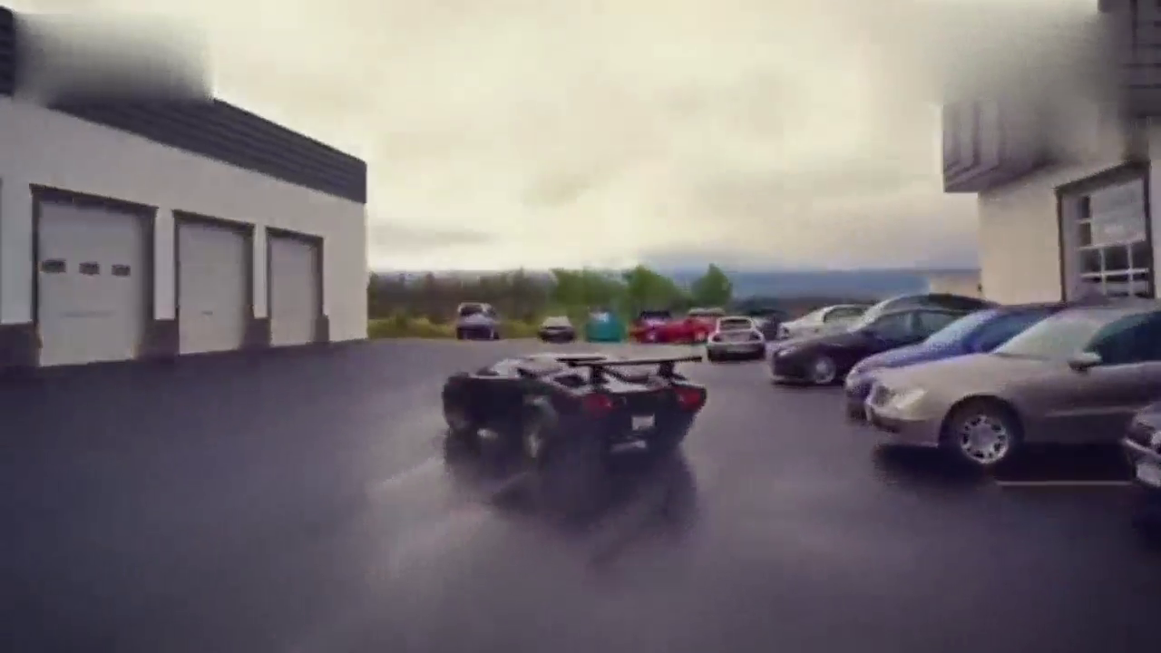 都说老车才是经典，这话一点都不假，就比如这辆跑车