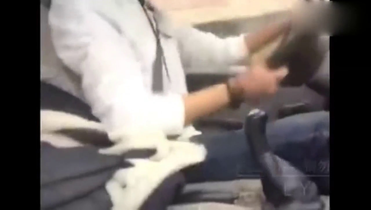 把面包车能开出跑车的范，我只佩服他！