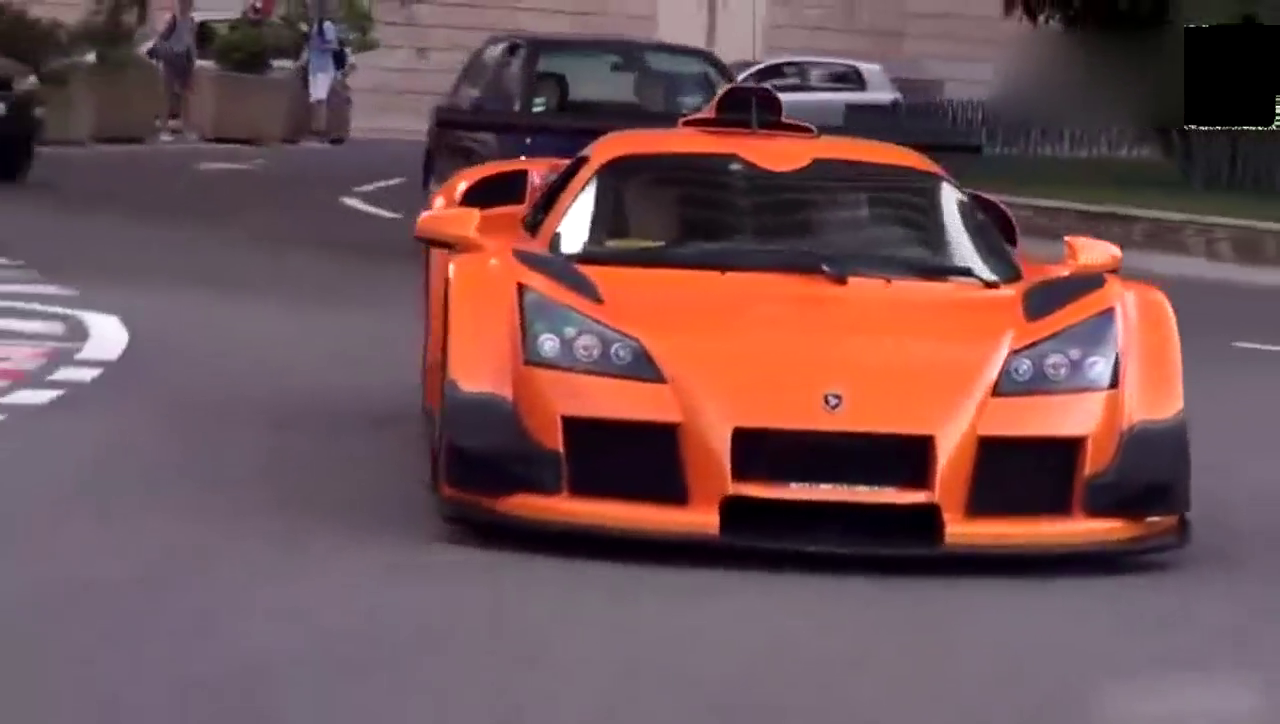 出门逛街遇到一台不知名的跑车，车主一下车我就服了