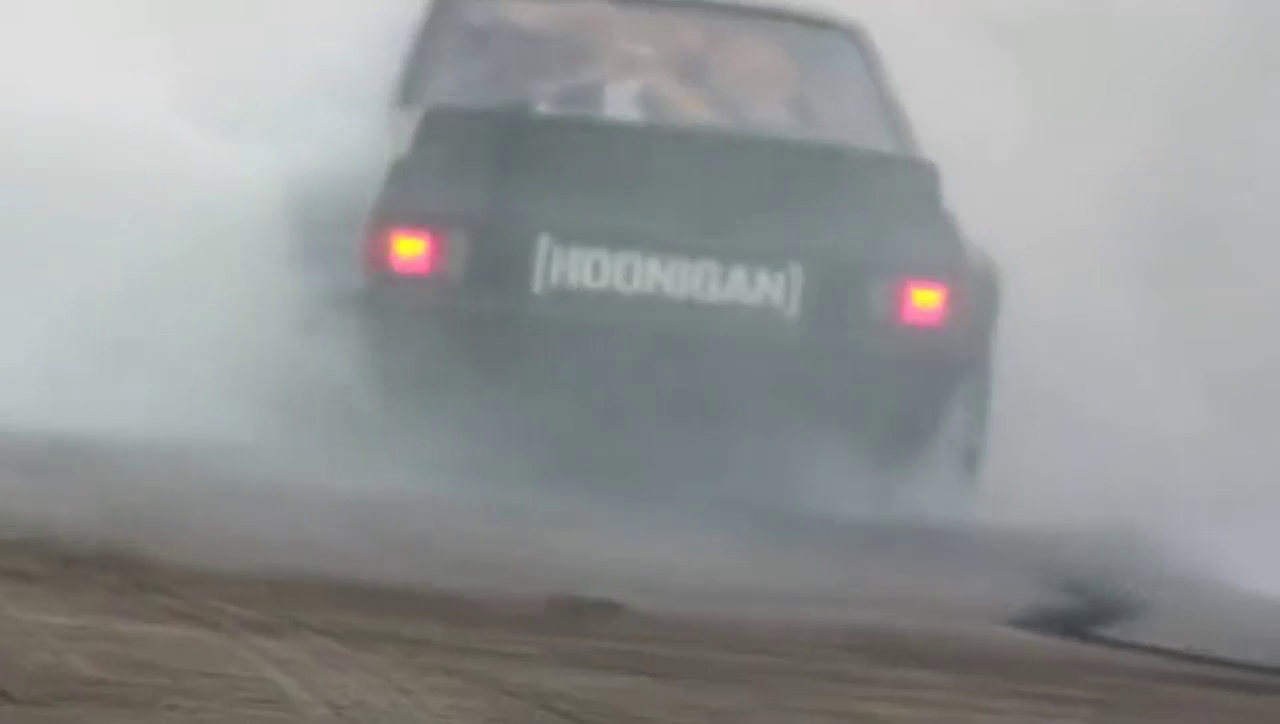 这样玩车，一个月的轮胎钱都可以买辆跑车了！