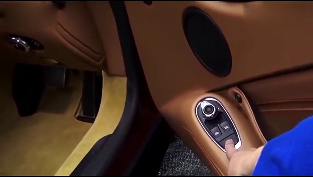 超级跑车阿斯顿马丁，打开后备箱的那一刻，不可思议开始